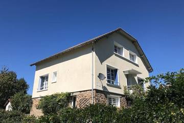 Gîte pour 8 personnes, avec jardin et terrasse à Jumilhac-le-Grand