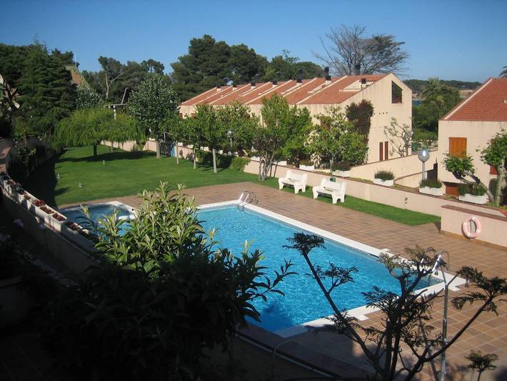 Casa de huéspedes para 8 personas, con jardín además de piscina y terraza en Sant Feliu de Guíxols