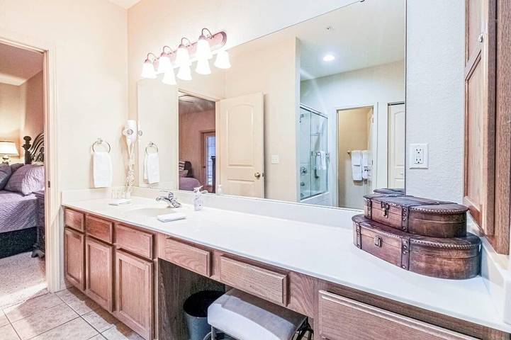 Vacation apartment for 8 people, with balcony in Missouri