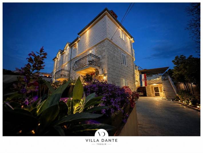 Maison d’hôte pour 2 personnes, avec piscine à Trogir