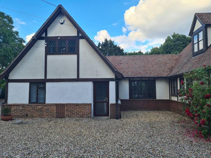 Holiday rental for 6 people, with lake view and view as well as garden in Berkshire