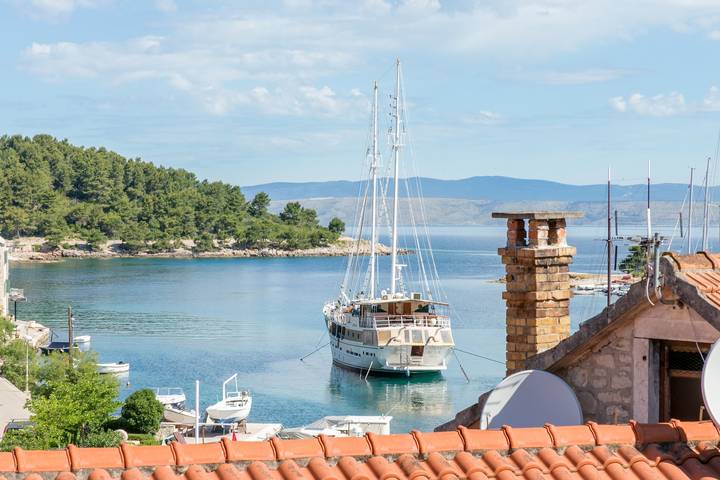 Apartament wakacyjny dla 4 osób, z Balkon/ taras w Šolta