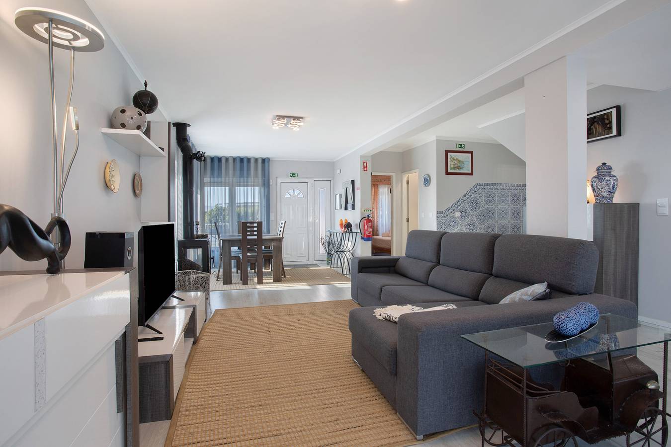 Villa 'Praia Azul Beach and Sun' con vistas al mar, jardín privado y Wi-Fi in Silveira, Distrito de Lisboa