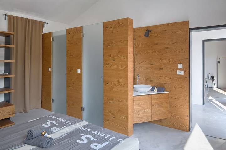 Neue 2017 Luxus Moderne Meerblick Villa Mit Privatem Pool In Klimno ***** in Komoriška, Klimno