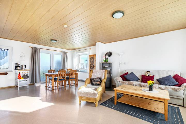 Ferienhaus für 4 Personen, mit Garten und Seeblick an der Ostsee Schleswig-Holstein