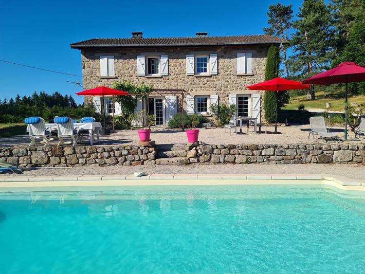 Appartement de vacances pour 2 personnes, avec vue et jardin ainsi que terrasse et piscine