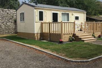 Camping pour 3 personnes, avec terrasse, animaux acceptés dans Haute-Normandie