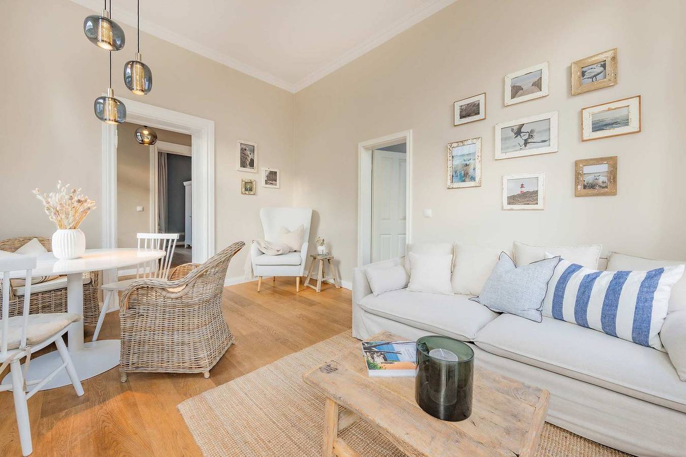 Apartamento entero, Schloss Hohenzollern 14 - zwei Schlafzimmer und Terrasse in Drei Kaiserbäder, Heringsdorf