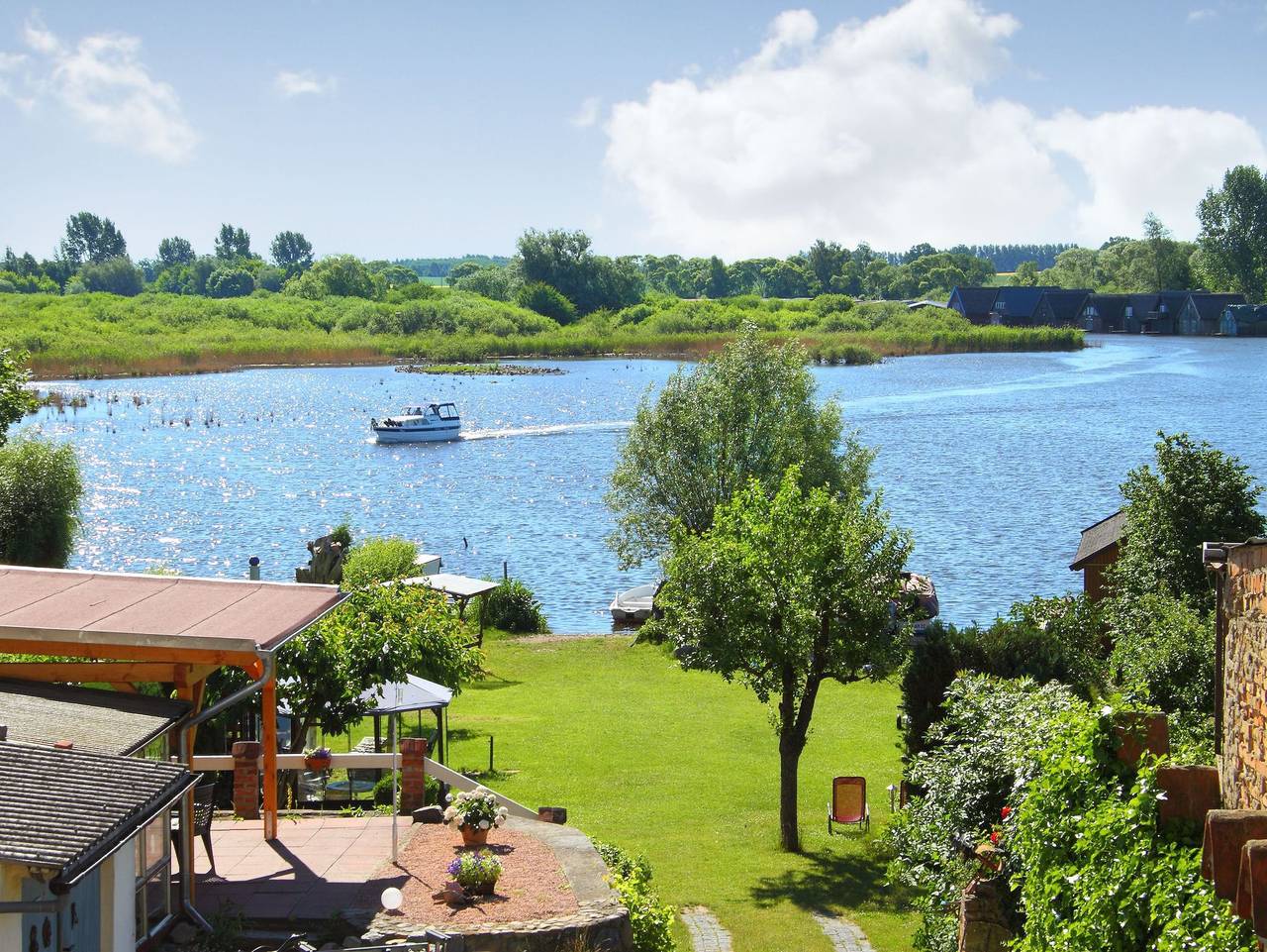 Ganze Ferienwohnung, Haus Kleines Meehr - Ferienwohnungen an der Müritz in Röbel, Müritz