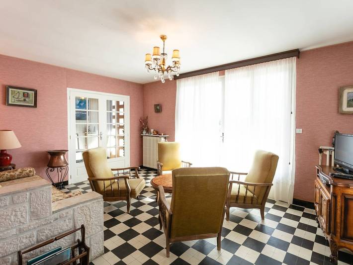 Location de vacances pour 6 personnes, avec jardin et balcon à Alvignac - 4