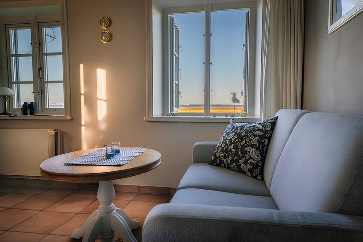 Ferienhaus „Haus Nordmarsch“ mit Meerblick, privater Terrasse und Wlan in Langeneß, Halligen