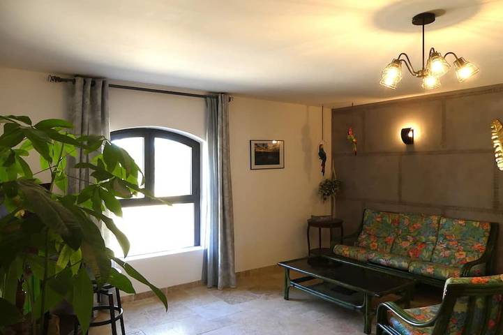 Entire apartment, Pantanal au Château la Vidalle, Piscine, Clim, Bbq, vue sur les Chevaux in Vendres, Mediterranean Coast (France)