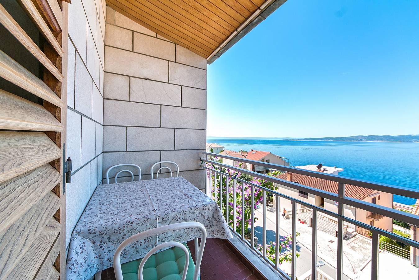 Ganze Wohnung, 2-Zimmer-Ferienwohnung mit Balkon und Meerblick Brela, Makarska A-2752-b in Brela, Makarska Riviera