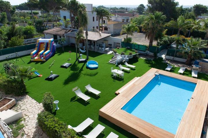 Hôtel pour 3 personnes, avec vue ainsi que piscine et jardin