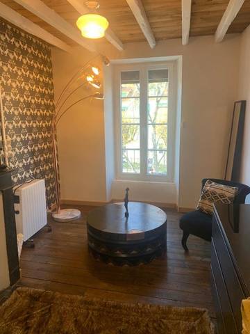 Location de vacances pour 2 personnes, avec jardin et vue à Lavelanet