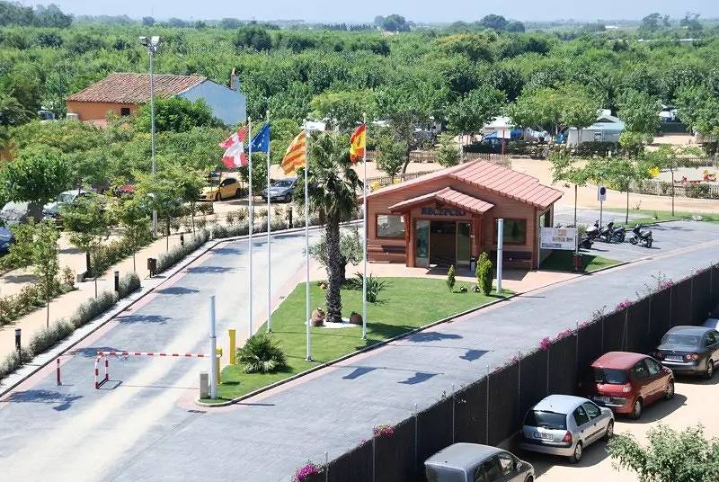 Mobile Home 3 Rooms 4 People Air Conditioned in Blanes, Costa Brava