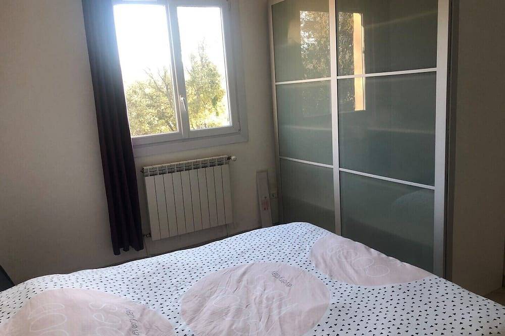 Superb villa 4 fronts in Garéoult, Brignoles region