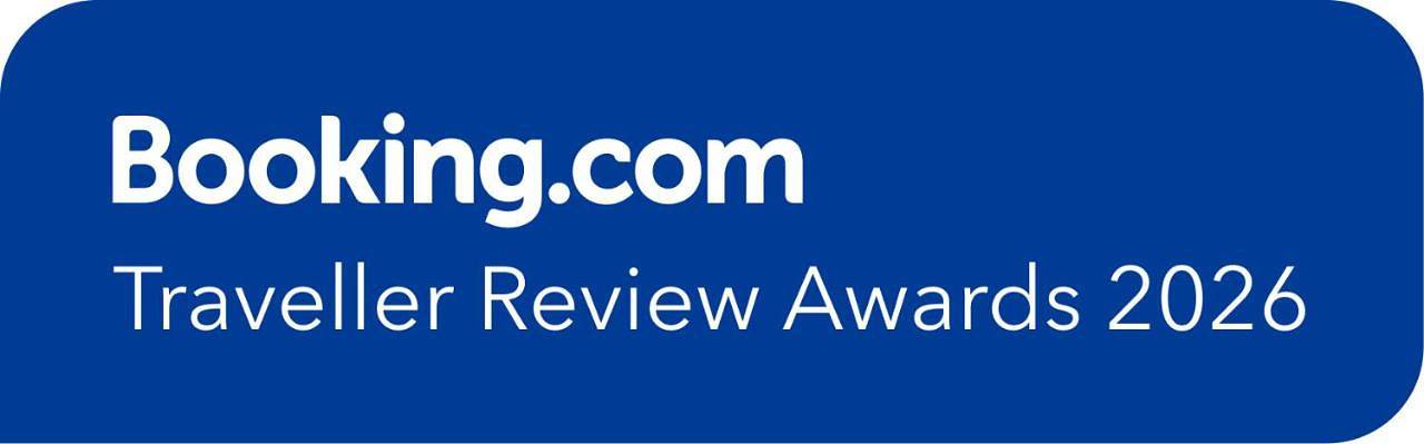 Five-Bedroom House in Spelthorne, Colne Valley Park