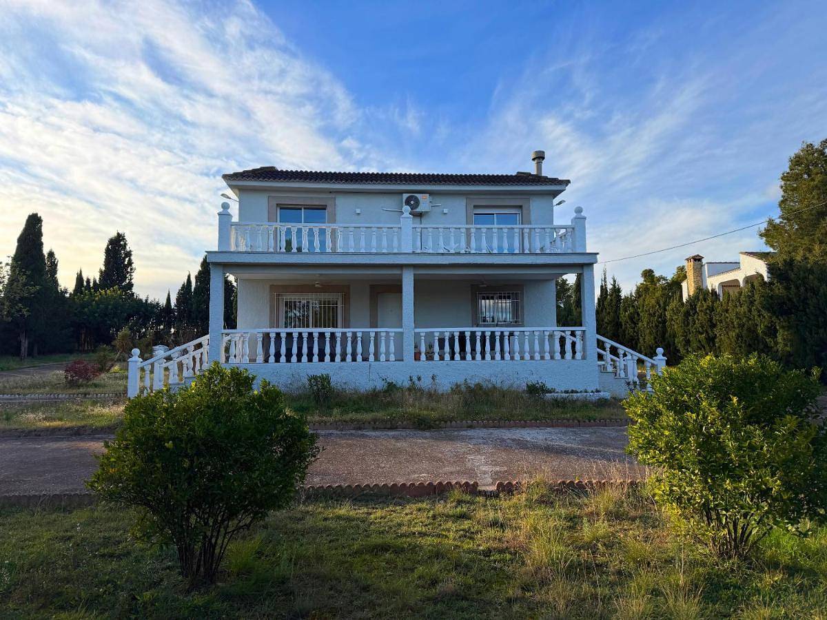 Villa Perfecta - Private Pool - 5 Bedrooms - Near Valencia in Llíria, Valencia Provinz