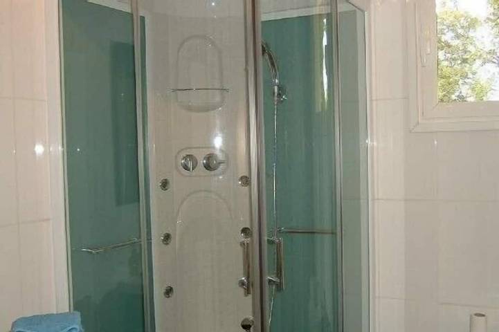 Ganze Wohnung, Neue Wohnung t2 aller Komfort ruhig in Landhaus auf Lande Klimaanl. voll einger. in Saint-Martin-de-Crau, Mittelmeerküste (Frankreich)