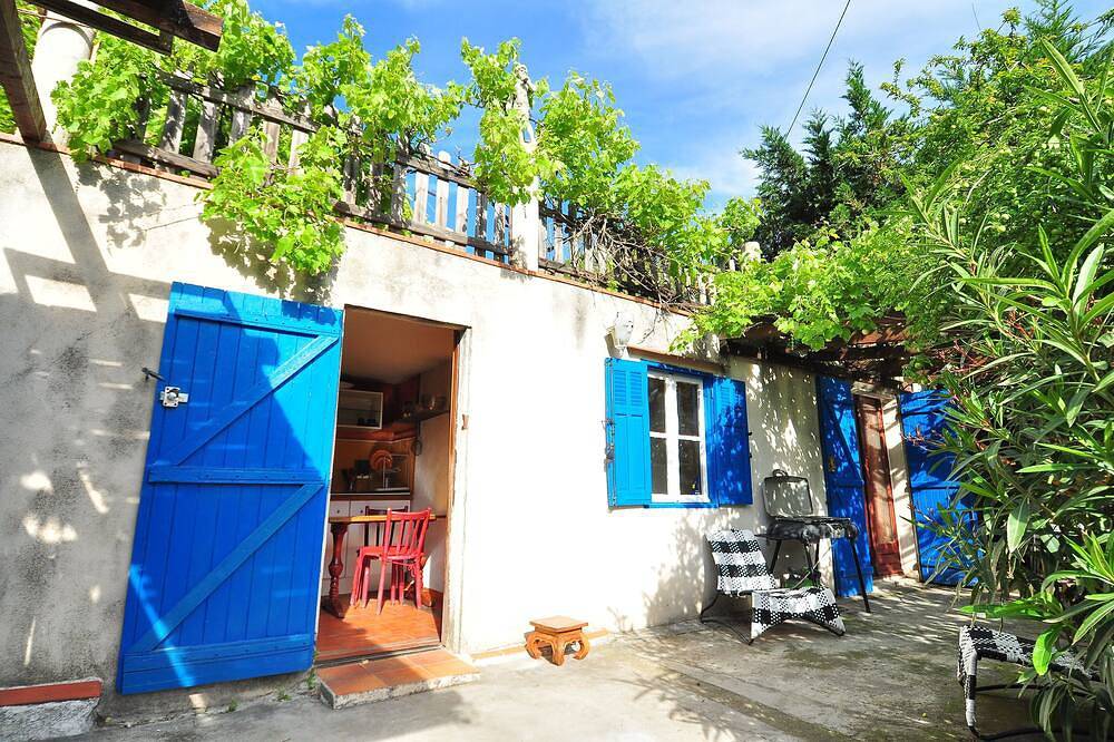 Entire apartment, Appartement T1 33m2 au Calme Tonnelle Ombragée in Marseille, Marseille region