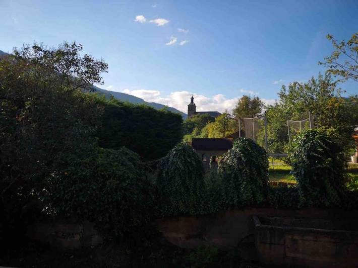 Gîte pour 8 personnes, avec vue et terrasse à La Baume - 2
