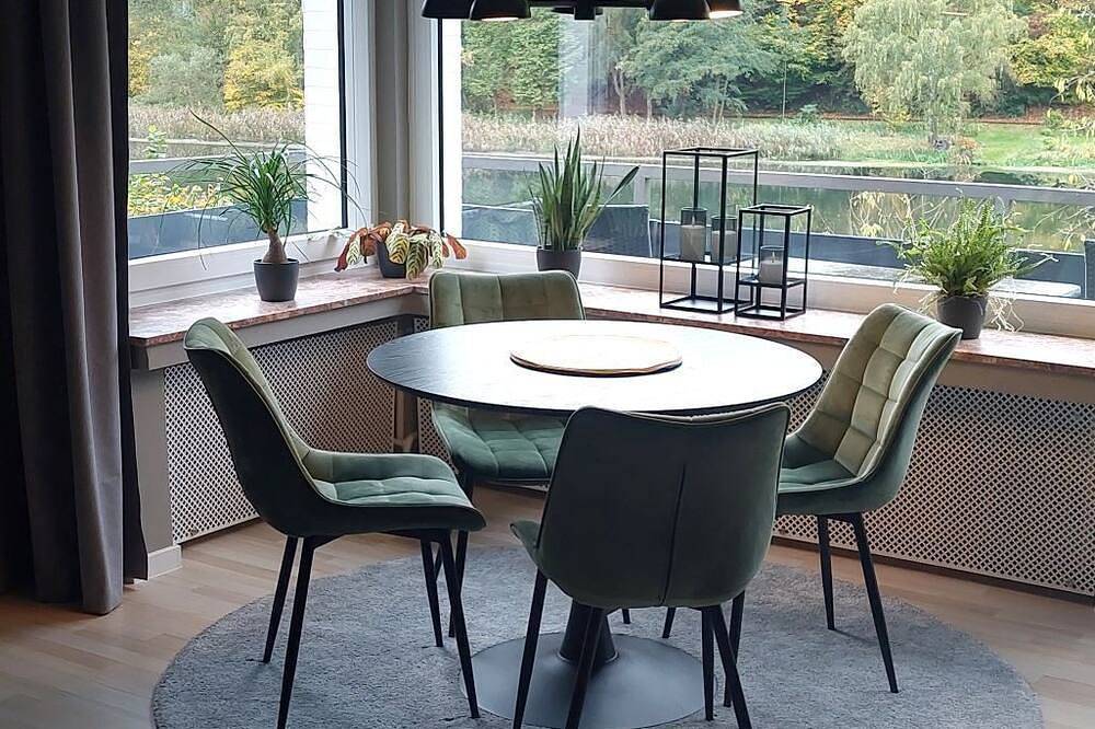 Ganze Wohnung, Flussblick! moderne Ferienwohnung m.Balkon, am Radweg Fulda+Weser in Staufenberg (Niedersachsen), Hessisches Bergland