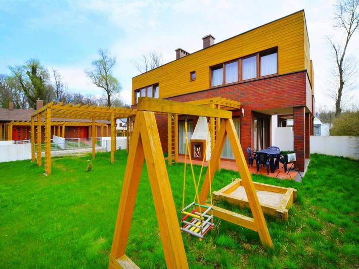 Ferienhaus für 5 Personen, mit Garten in Sarbinowo