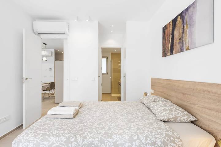 Ganze Wohnung, Magnificent New Apartment Adama Jardines De Los Menceyes in Palm-Mar, Arona