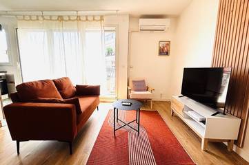 Gîte pour 3 personnes, avec terrasse à Pia