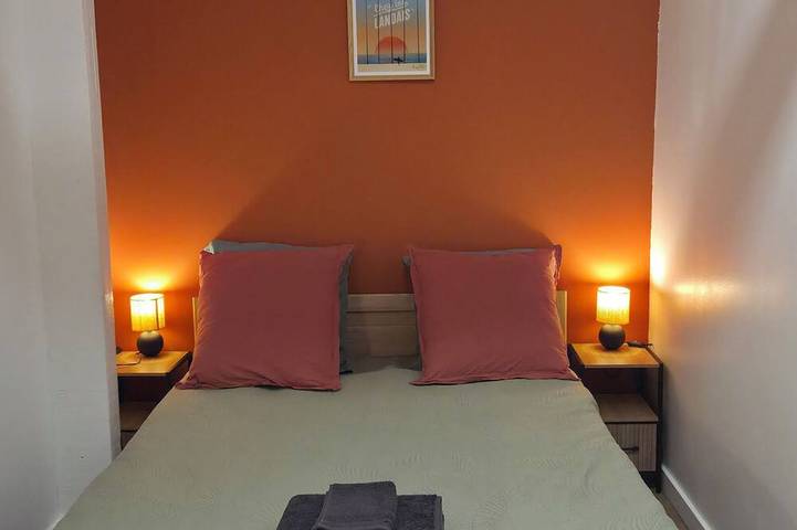 Entire apartment, 21 m² Air-Conditioned Apartment – Bretagne-de-Marsan in Bretagne-de-Marsan, Landes