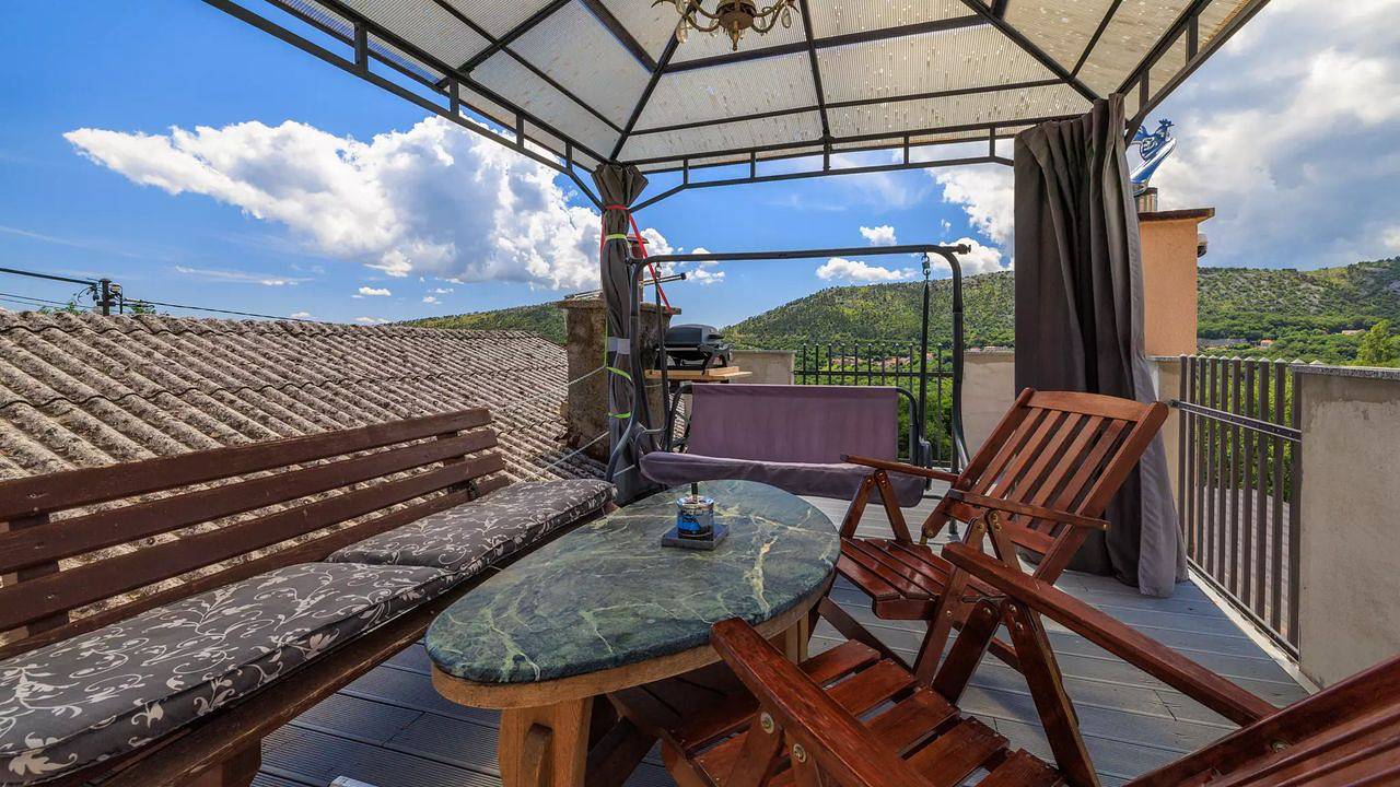Geheel vakantieappartement, Ferienwohnung für 4 Personen (30 m²) in Bribir in Bribir, Primorje-Gorski Kotar