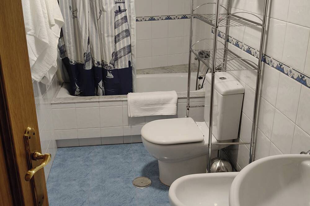 Entire apartment, Apartment between beaches (next to Portonovo, Sanxenxo, O Grove and Cambados). in Meaño, Rías Baixas