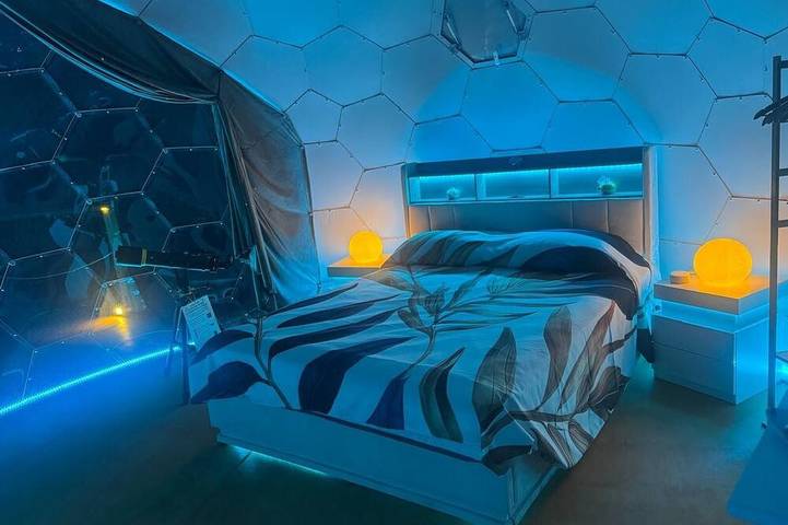 Palmaria Sky Bubbles Room - Sleep Under the Stars in a Dream Bubble Room in Ponza, Latium