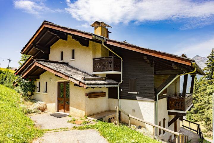 Location de vacances pour 4 personnes, avec Balcon à Crest-Voland