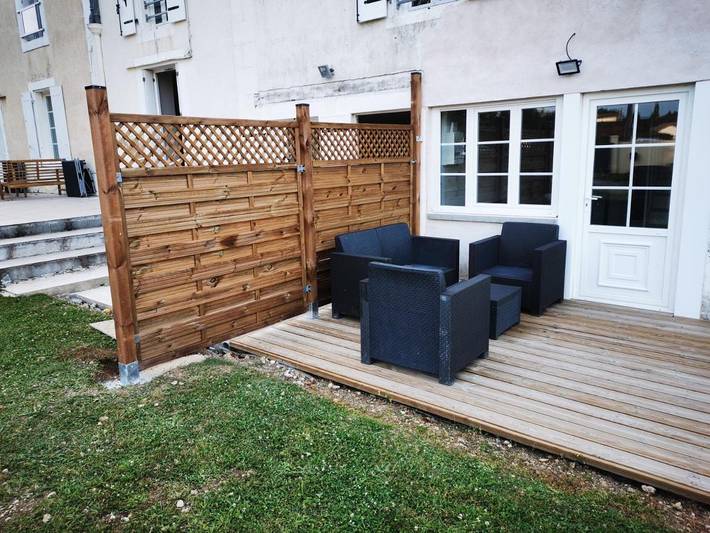 Gîte pour 3 personnes, avec jardin à La Crèche - 4