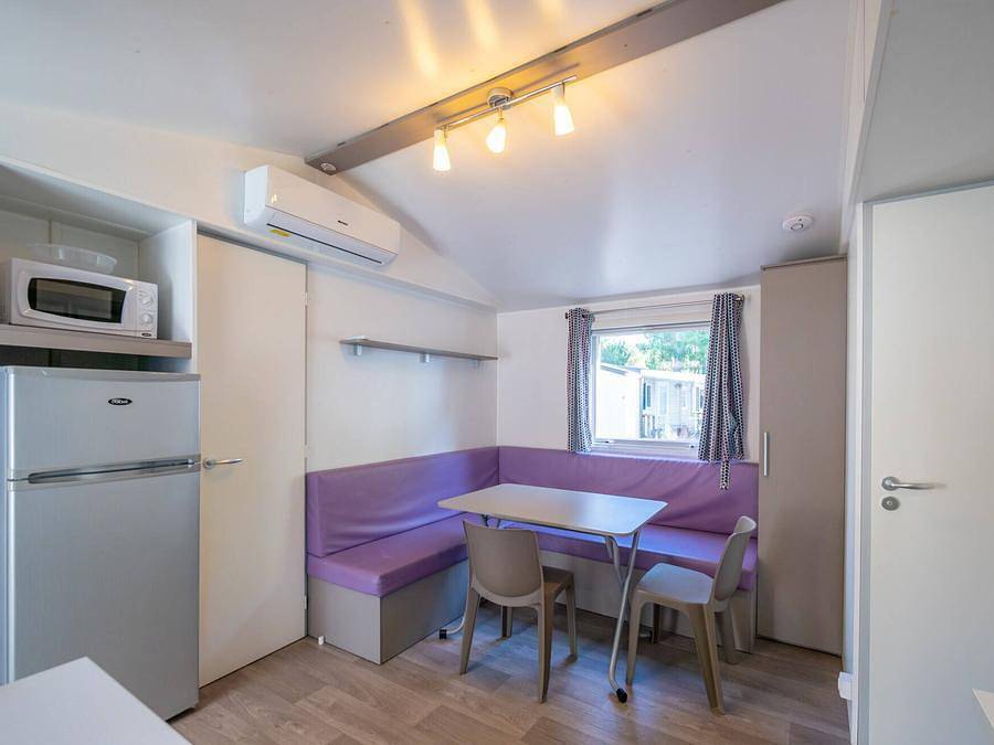 Camping Les 7 Fonts - Mobilhome 6 personnes - Comfort | 3 Ch. | 6 Pers. | Terrasse surélevée | Clim. in Agde, Côte d'Améthyste