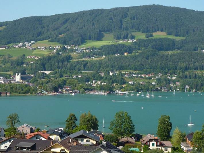 Ferienwohnung für 3 Personen, mit Balkon und Seeblick sowie Garten und Ausblick am Mondsee - 2