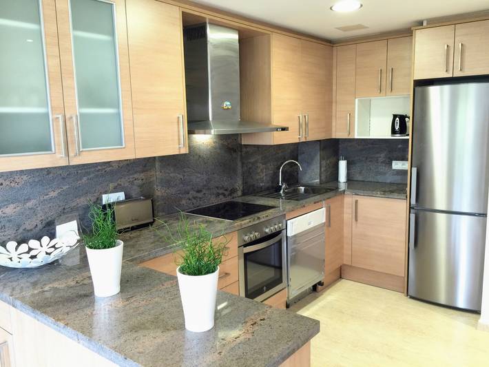 Gîte pour 5 personnes, avec balcon ainsi que jardin et bassin pour enfant à El Perelló - 2