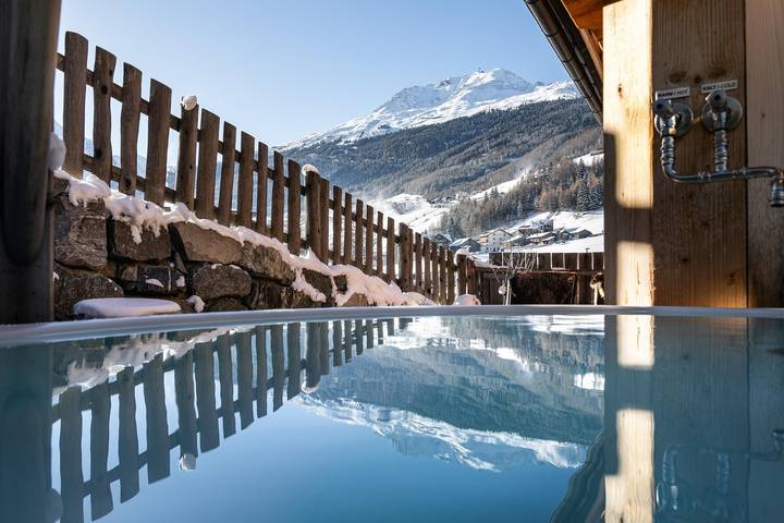 Ferienwohnung für 4 Personen, mit Balkon und Terrasse sowie Garten und Sauna