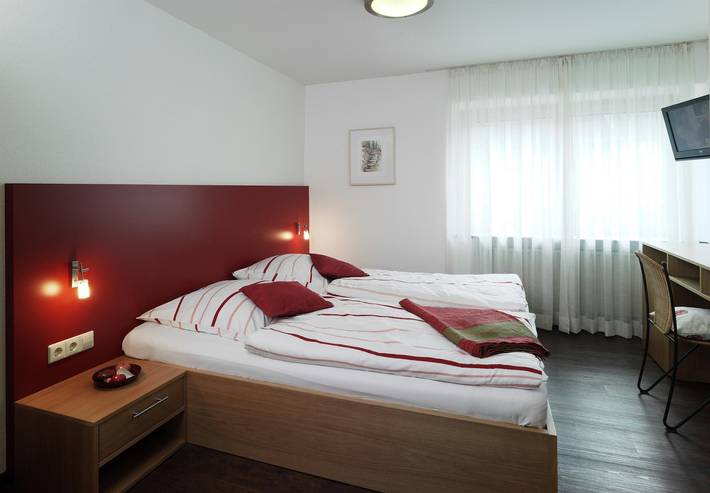 Zimmer für 4 Personen, mit Garten - 1
