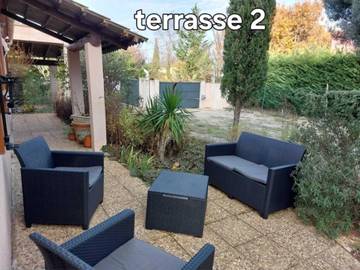 Gîte pour 5 personnes, avec terrasse à Plan-d'Aups-Sainte-Baume