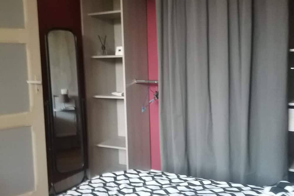 Villa in Arès, 100 m vom Bassin entfernt, in der Nähe des Segelclubs, ruhige Lage, für 8 Personen in Arès, Arcachon und Umgebung