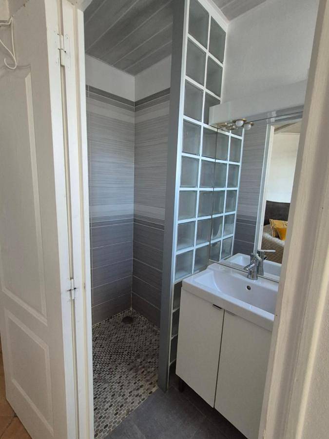 Appartement entier, Le Mazet d'Eve in Saint-Christol-lès-Alès, Région d'Alès