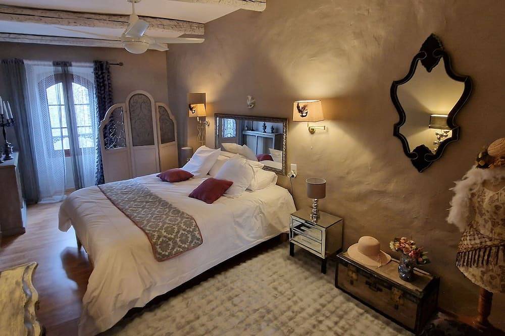 Apartamento entero, L'atelier Du Marquis Secrets Love Room Entre Uzès Alès et Nîmes in Vézénobres, Región de Alès