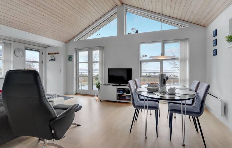Ferienhaus für 6 Personen, mit Terrasse und Garten am Mariagerfjord - 2