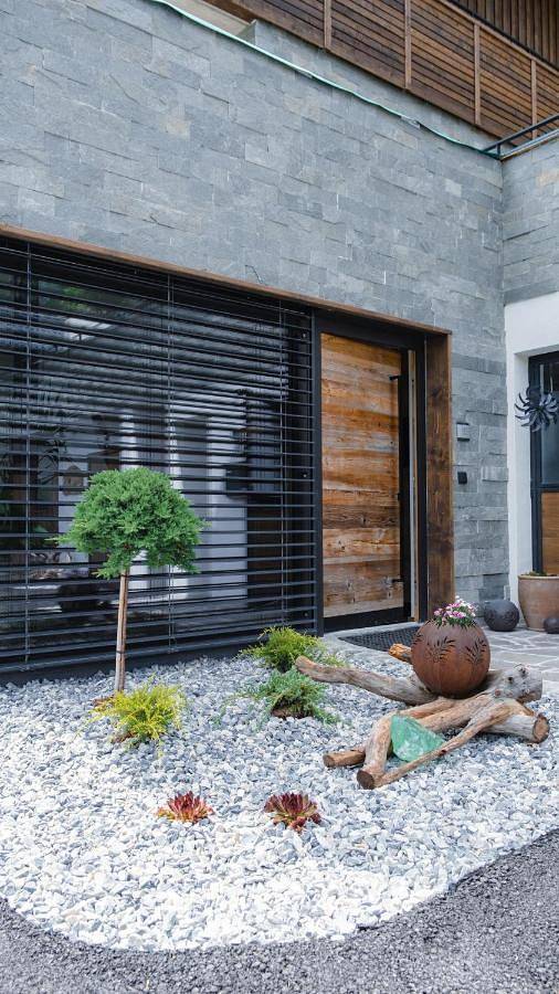Ferienwohnung für 6 Personen, mit Terrasse und Garten sowie Ausblick