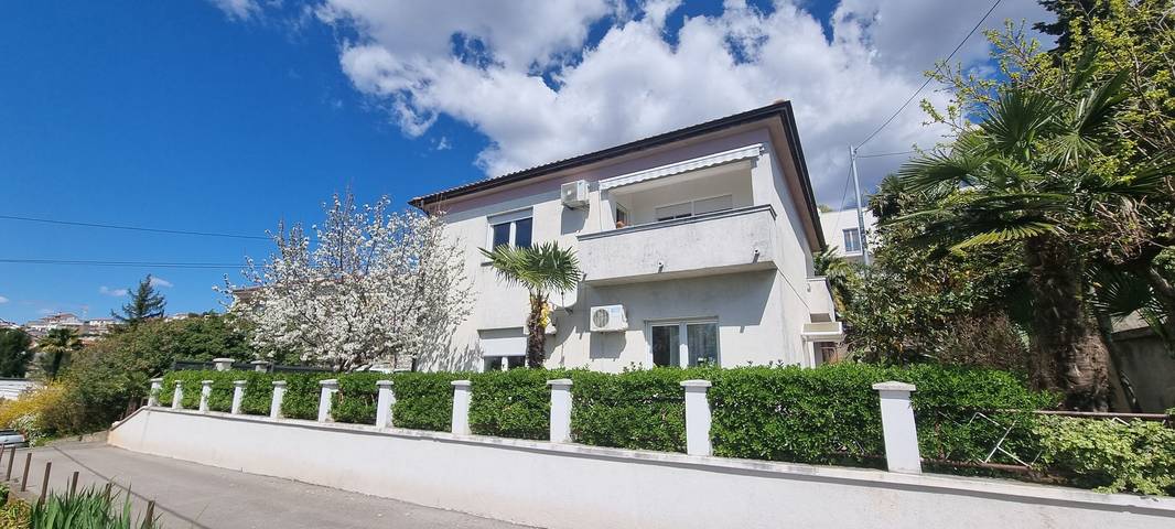 Ferienwohnung für 4 Personen, mit Terrasse in Rijeka