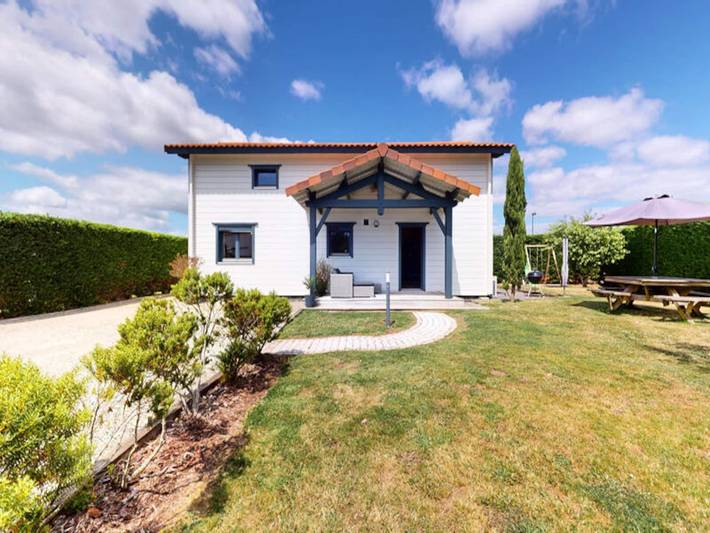 Gîte pour 6 personnes, avec jardin, adapté aux familles à Saint-Maixent-sur-Vie