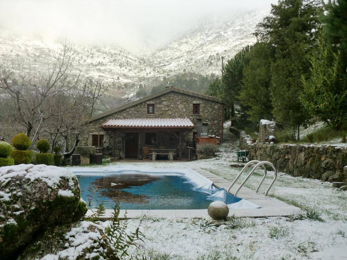 Four-Bedroom House in Cortes do Meio, Serra da Estrela